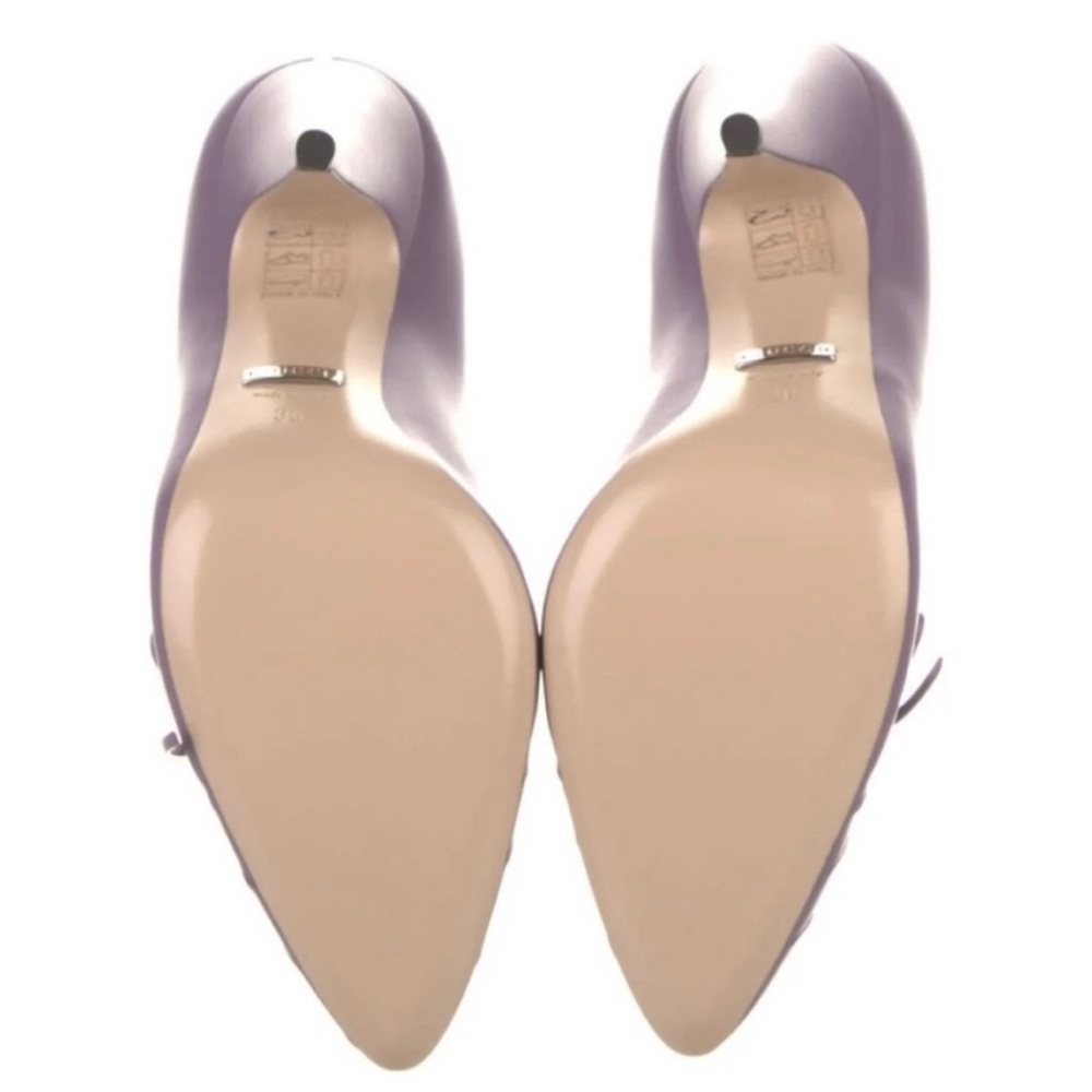 Authentic Gucci Pump - Picture 4 of 8